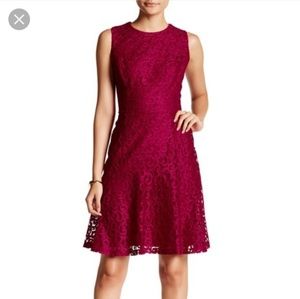 Nine West - Sleeveless Lace Dress